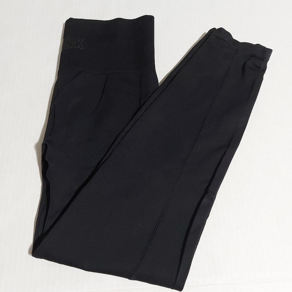 PINK Victoria Secret Cool & Comfy Leggings…